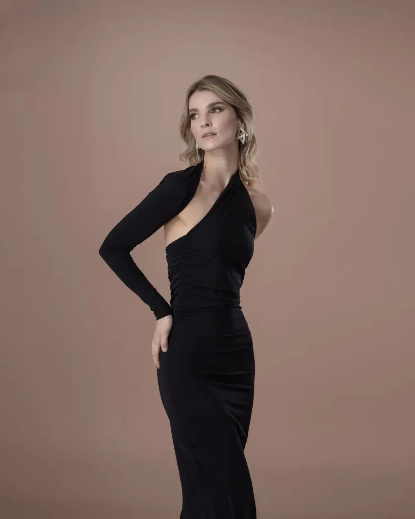 0044 - Bura Concept Negro manga