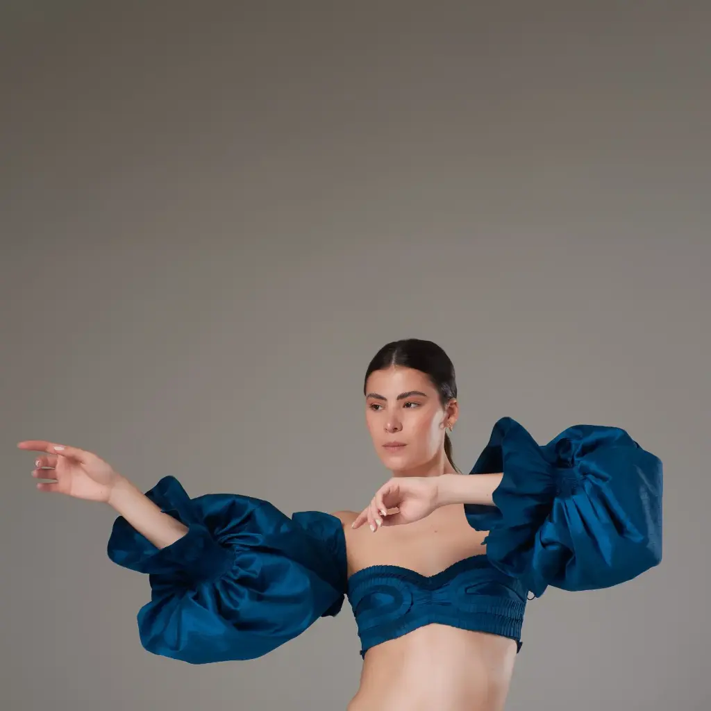 0146 - Morea - Carlo Carrizosa - Azul Petroleo