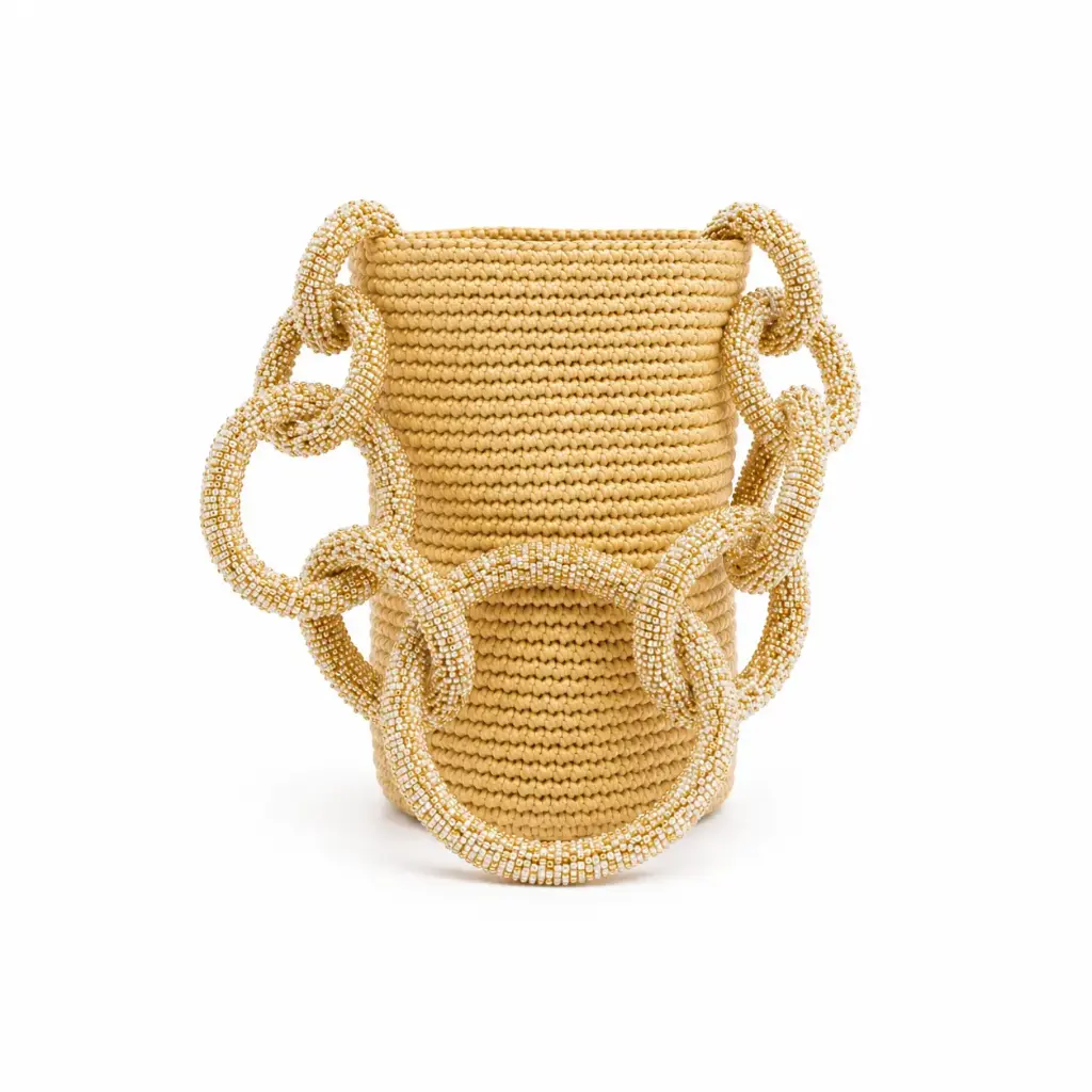 0802 - Cartera dorada macrame aro mostacilla