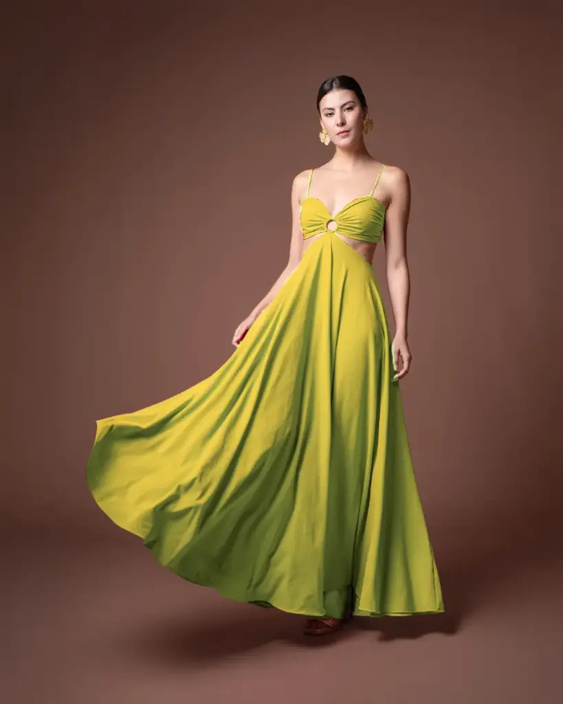 0677- amarillo limon circulo pecho 