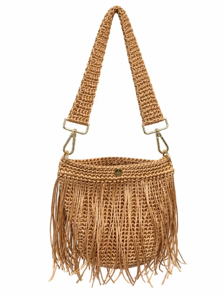 0917 - Cartera flecos canasta 