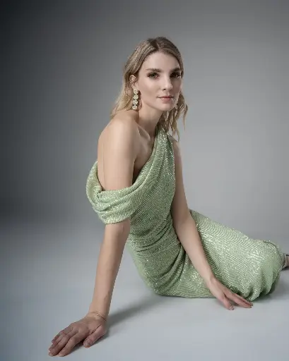 0495 - Primrose - verde menta lentejuelas